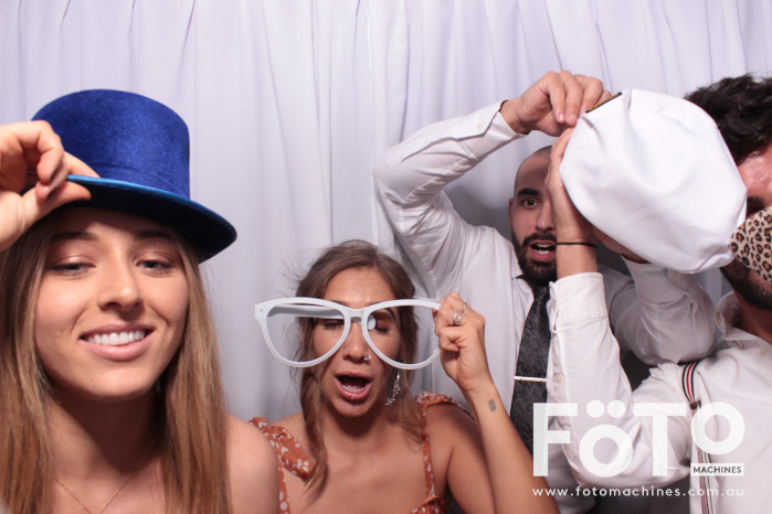 Diandra and Nick’s Wedding | View more photos from the event at gallery.fotomachines.com.au/u/FOTOMachines/Diandra-and-Nick’s-Wedding